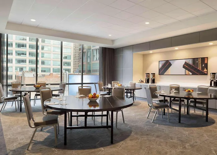 Hotel Homewood By Hilton West Loop Fulton Mkt Area Chicago