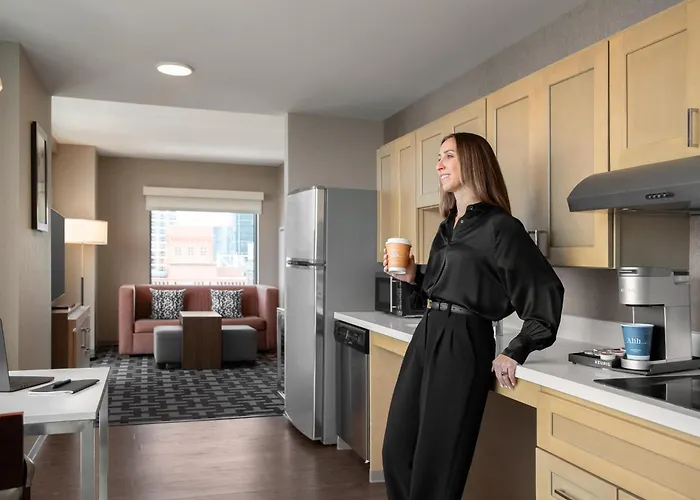 Hotel Homewood By Hilton West Loop Fulton Mkt Area Chicago
